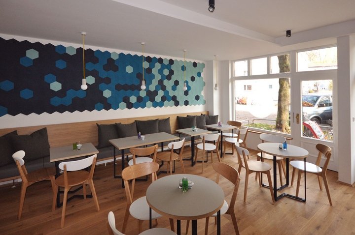 Café Blá by ALPHA RKD & LOVA，德国慕尼黑