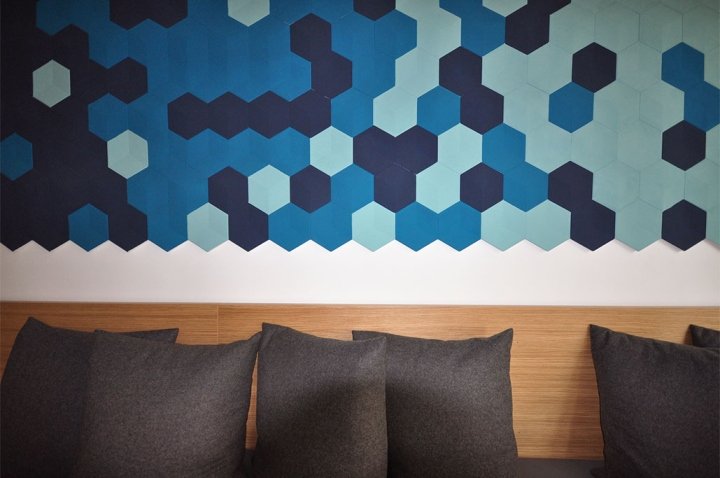 Café Blá by ALPHA RKD & LOVA，德国慕尼黑