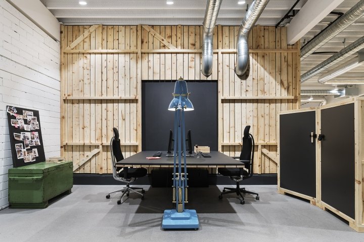 德国马克多夫 Konrad Knoblauch GmbH 的咖啡厅 - 办公室 - 商店 德国马克多夫 Konrad Knoblauch GmbH 的咖啡厅 - 办公室 - 商店