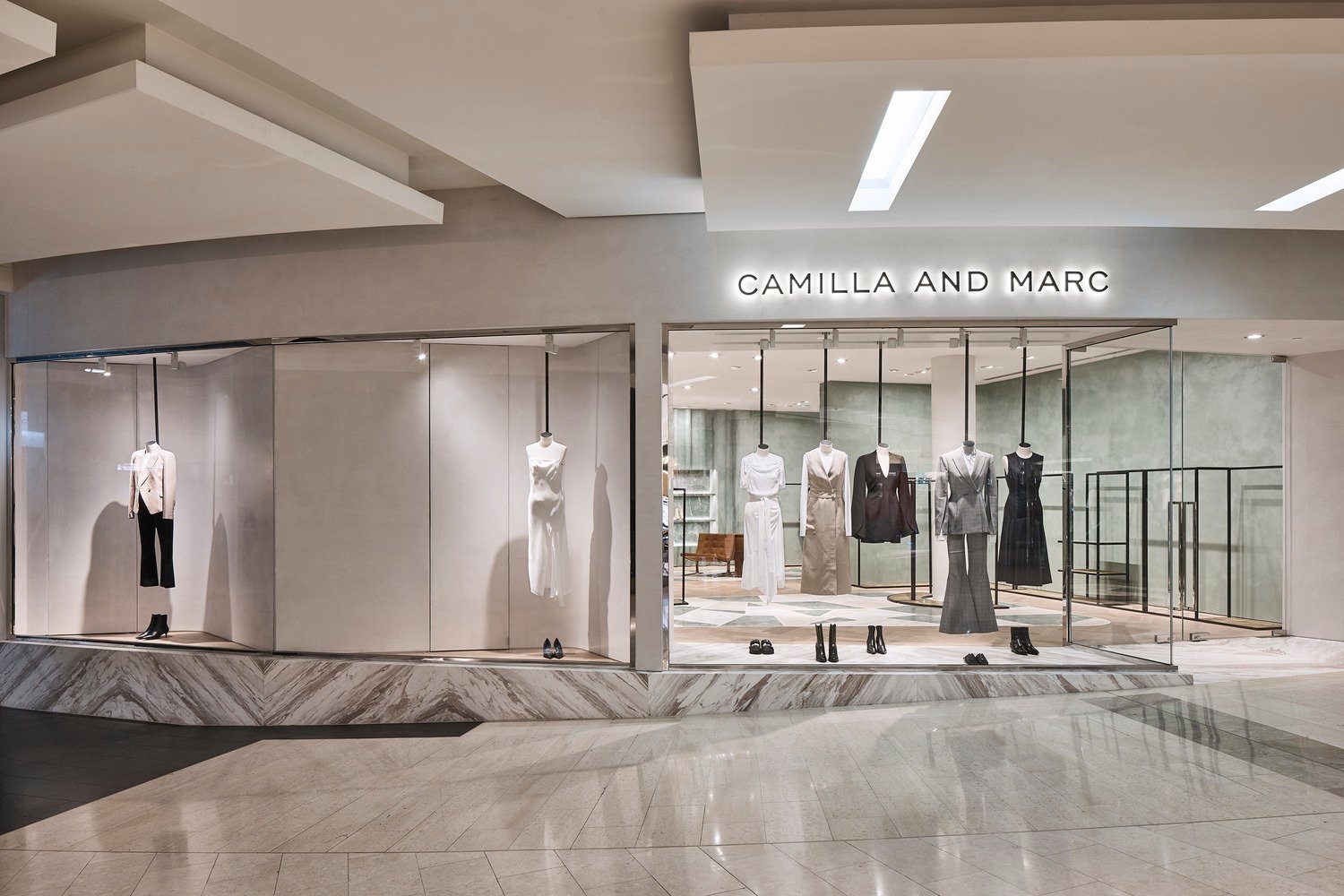 Akin Atelier 的 Camilla & Marc 旗舰店