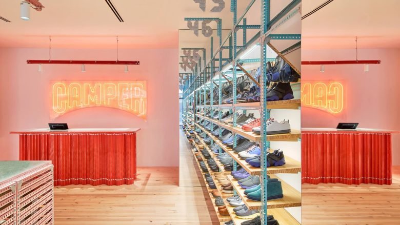 Oficina Penadés 设计的 Camper 商店 Oficina Penadés 设计的 Camper 商店