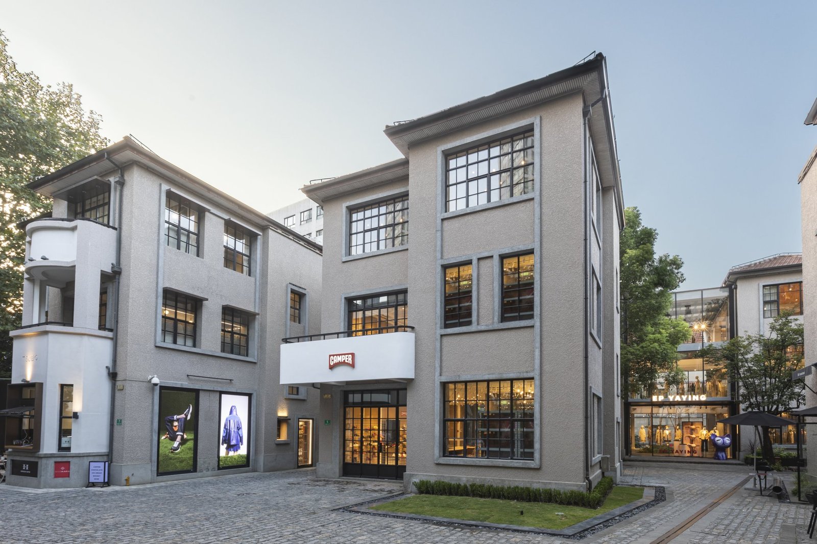 由 Schemata Architects 设计的 Camper 商店