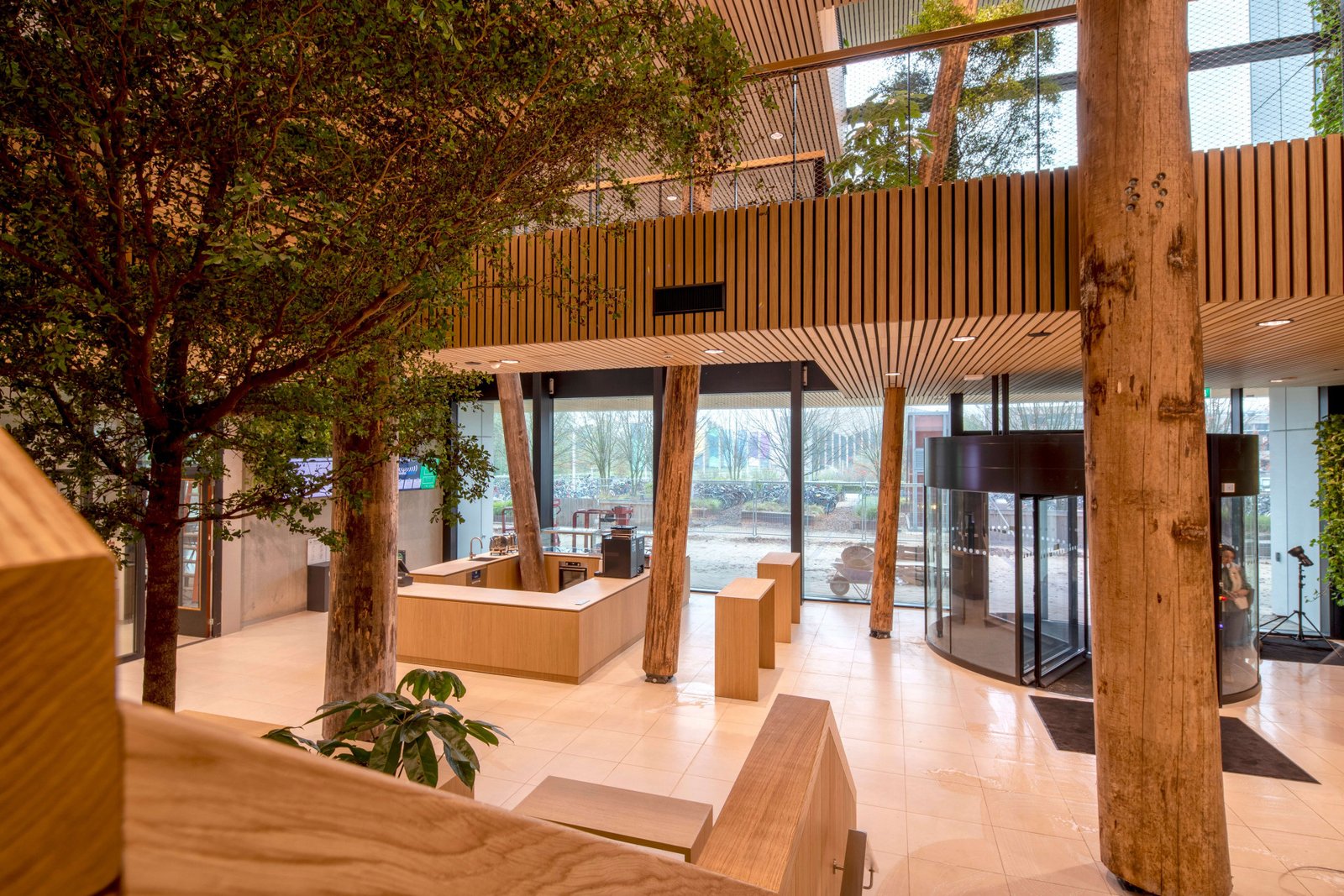 鹿特丹伊拉斯姆斯大学沃德斯坦校区 / Paul de Ruiter Architects