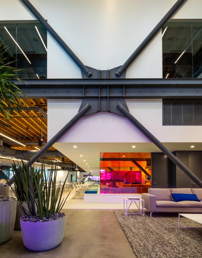 Canvas 全球办公室建筑加信息 (A+I)