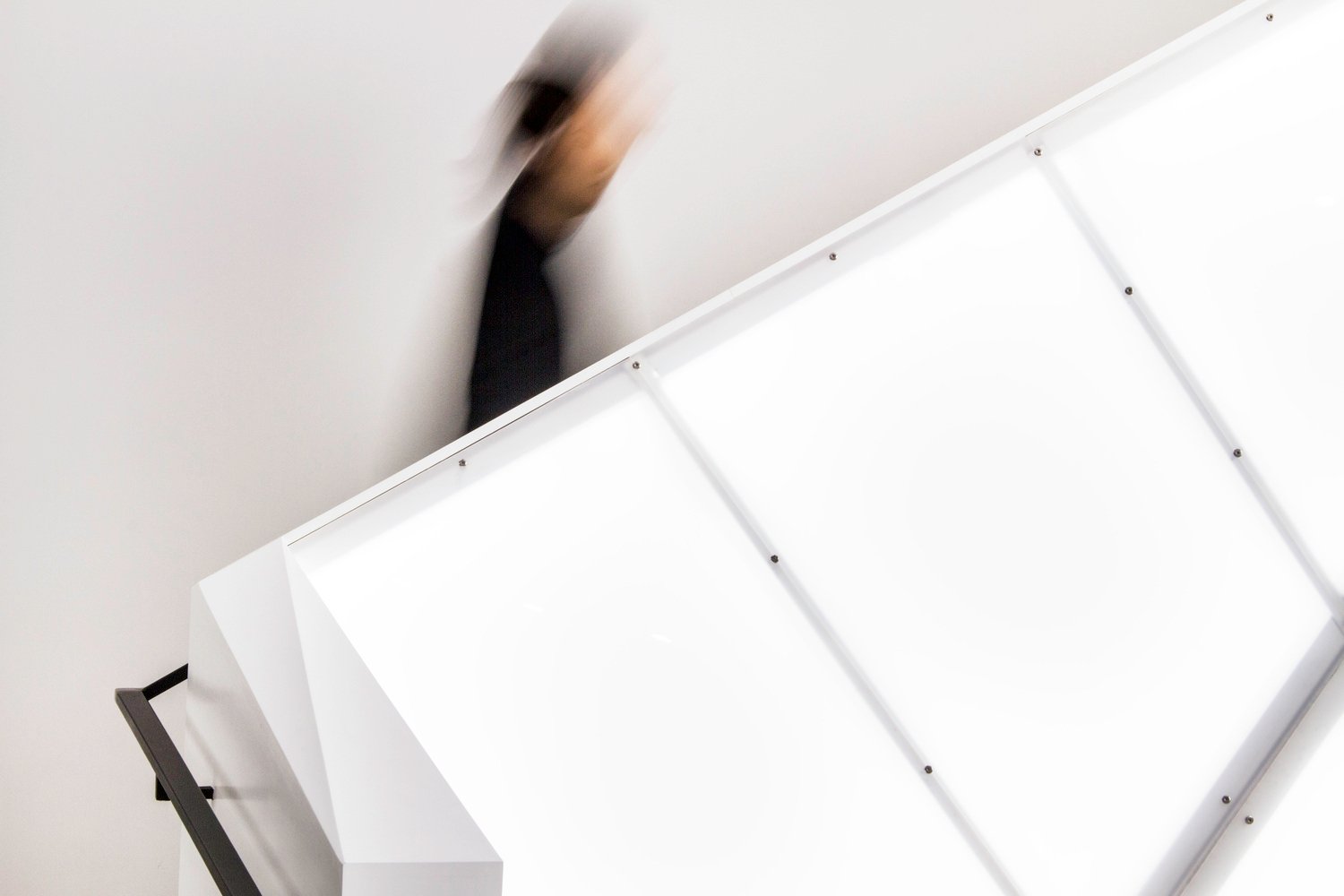 卡利美发沙龙 by maison h 卡利美发沙龙 by maison h