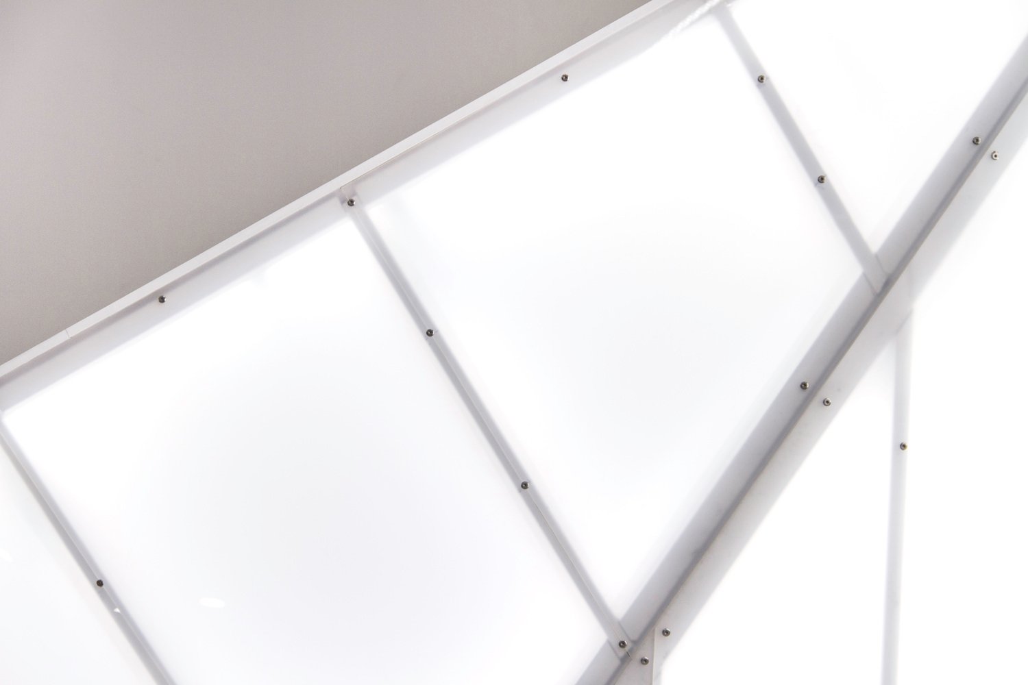 卡利美发沙龙 by maison h 卡利美发沙龙 by maison h