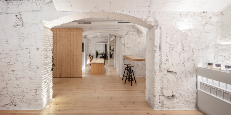 卡纳商店 / Jofre Roca Arquitectes 卡纳商店 / Jofre Roca Arquitectes