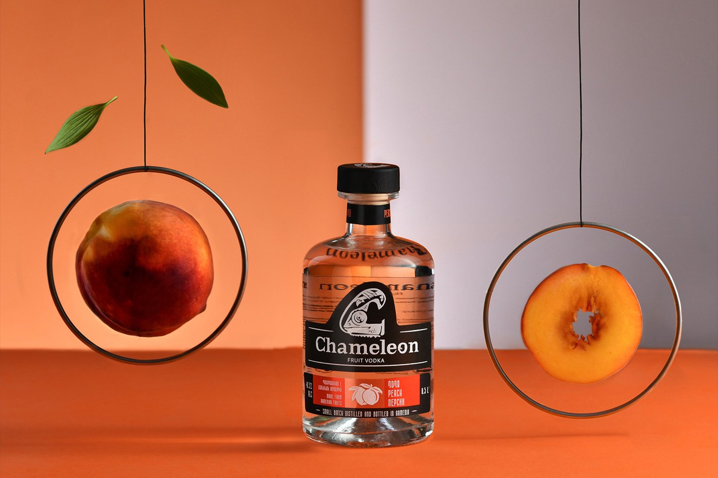 MAROG Creative Agency 的变色龙水果伏特加品牌