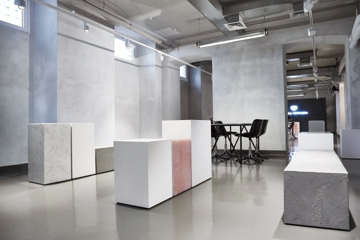 OFF Arch 设计的 Chiara Ferragni Collection 展厅,意大利米兰 OFF Arch 设计的 Chiara Ferragni Collection 展厅,意大利米兰