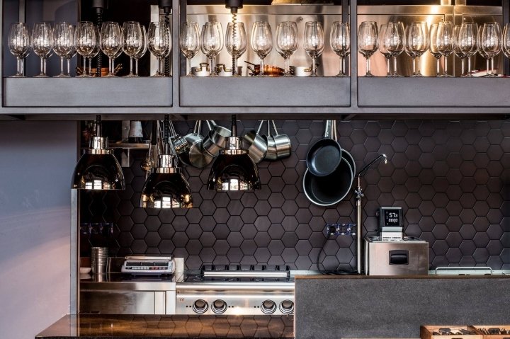 Chop Urban Grill 餐厅,由 Todor Cosmin 设计,克卢日纳波卡 – 罗马尼亚 Chop Urban Grill 餐厅,由 Todor Cosmin 设计,克卢日纳波卡 – 罗马尼亚