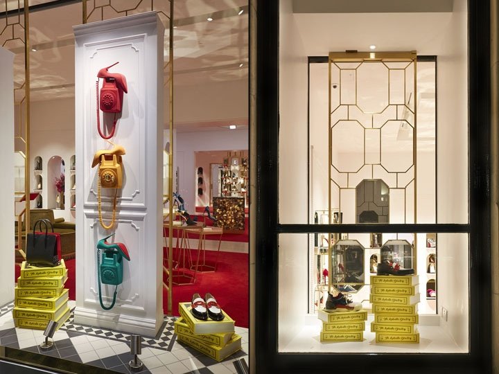 StudioXAG 在伦敦时装周上的 Christian Louboutin 时装秀