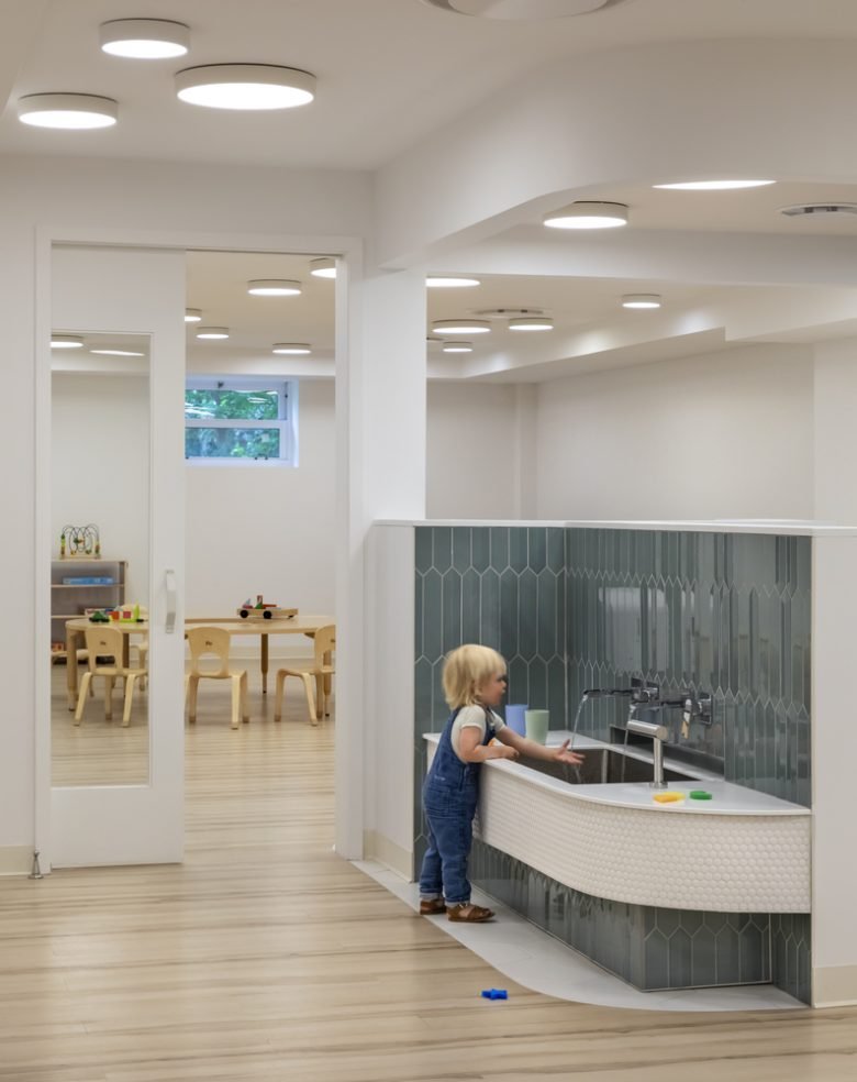 巴克建筑事务所设计的城市儿童教育中心