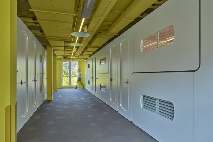 Studio Modijefsky 设计的 CityHub 酒店，鹿特丹 – 荷兰