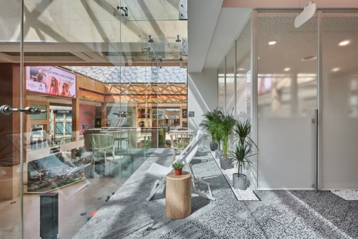 由 Mustard & Linen 设计的 Cloud Spaces 联合办公空间室内设计