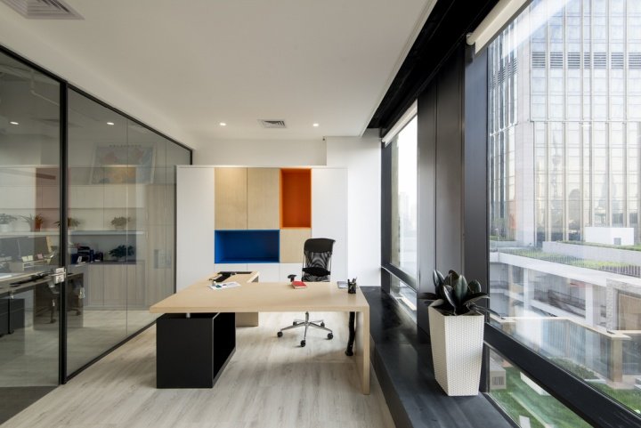 100architects 设计的 Club Med 办公室，中国上海