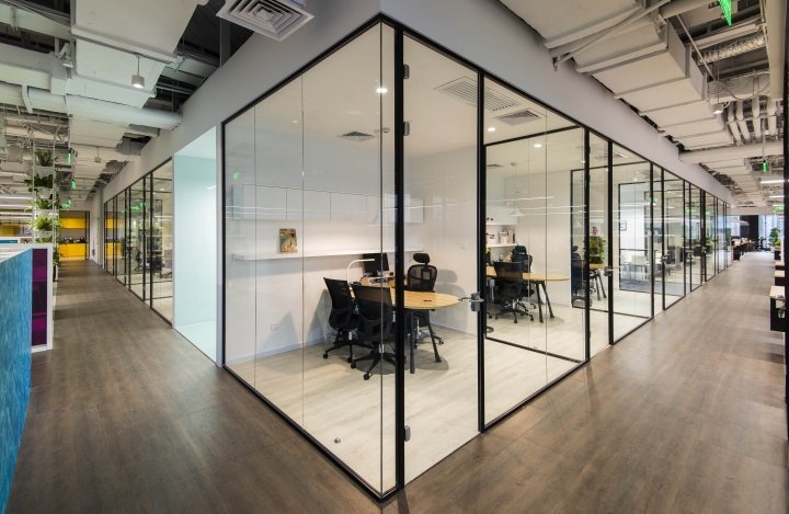 ClubMed 办公室由 Diego Fuertes 和 100architects 设计，中国上海