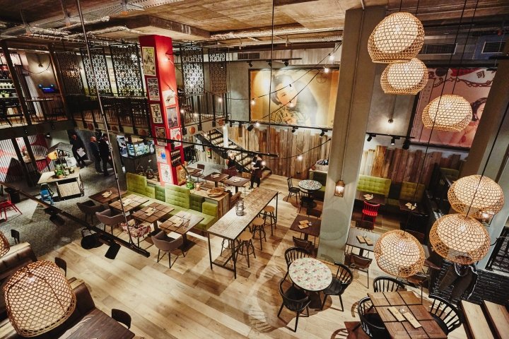 DiPPOLD 设计的 Coa 汉堡餐厅,德国汉堡 DiPPOLD 设计的 Coa 汉堡餐厅,德国汉堡