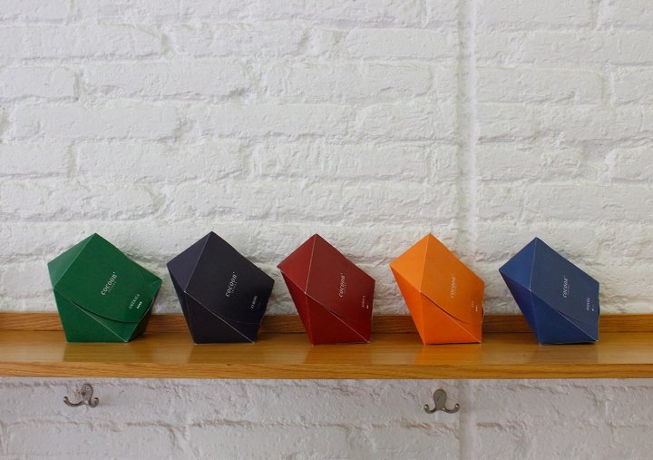 Yolanda Sabuz 和 Sandra Solanas 设计的 Cocoon 零食包装