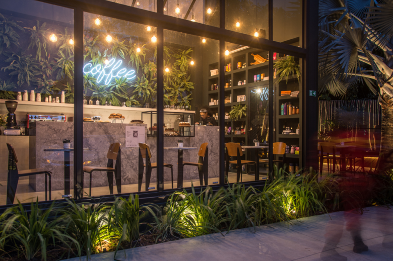 咖啡城商店 / TRPC Arquitetos