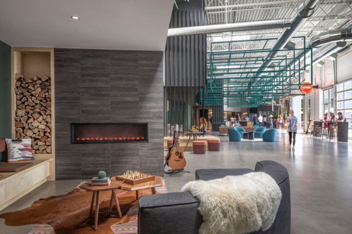 DLR 集团 Conga 美洲办事处