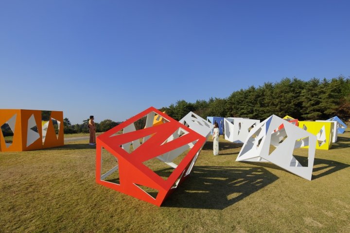 观星茶室星座,由 Moriyuki Ochiai Architects 设计,Bisei – 日本 观星茶室星座,由 Moriyuki Ochiai Architects 设计,Bisei – 日本