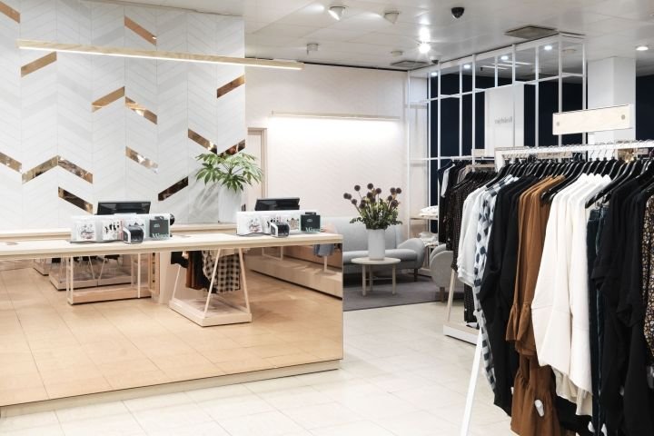 当代女装部门，百丽精品店，Magasin du Nord by Office 12，哥本哈根 – 丹麦