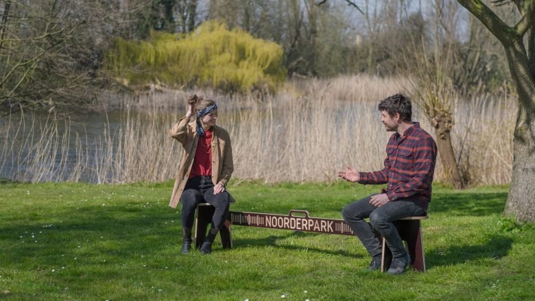 科罗纳危机 Kruk 长凳，由 Object Studio 设计