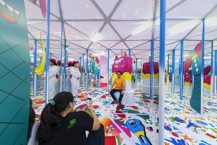 B U G Studio 的疯狂迷宫,曼谷 – 泰国 B U G Studio 的疯狂迷宫,曼谷 – 泰国