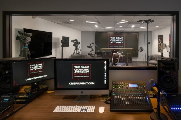 ASD 的清晰视频办公室 | 天空