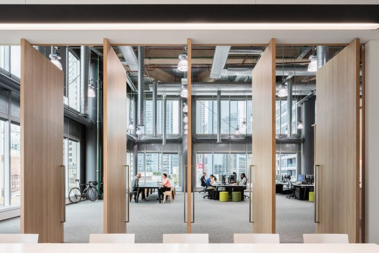 Crone 办公室 680 乔治街 / Crone Architects