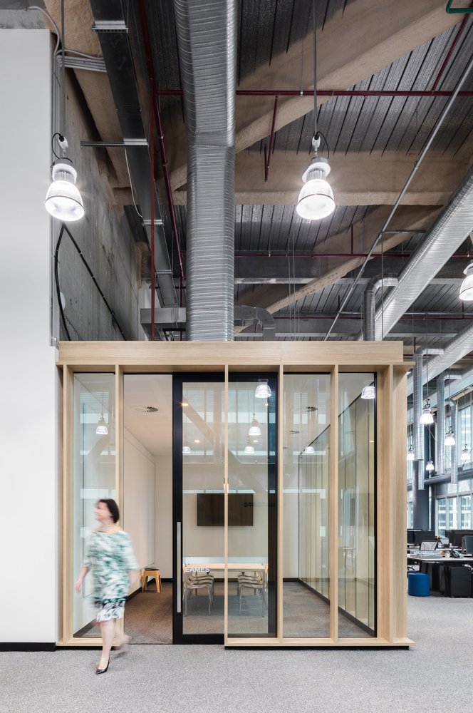 Crone 办公室 680 乔治街 / Crone Architects