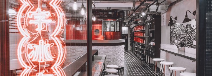 Studio UNIT 的 Cross Café,香港 Studio UNIT 的 Cross Café,香港