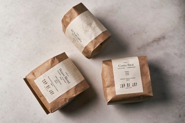 Atelier Nese Nogay 设计的一杯 Joy 咖啡包装 Atelier Nese Nogay 设计的一杯 Joy 咖啡包装