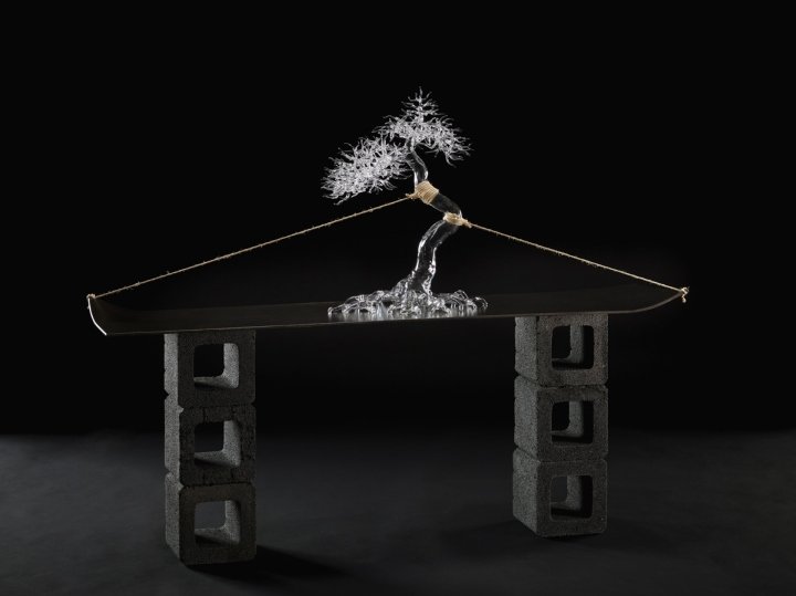 Cystalline wunderkammer 的灵感源自玻璃艺术家 Simone Crestani 的大自然