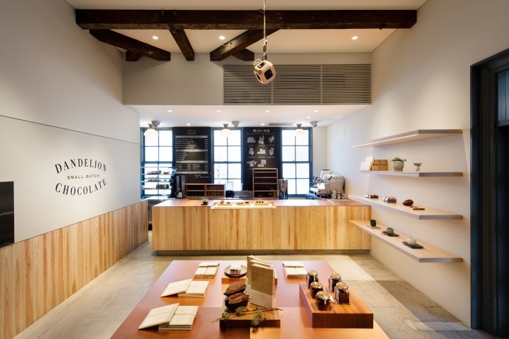 蒲公英巧克力 Ise Geku 店，由 Puddle Masaki Kato + moyadesign 设计，伊势 – 日本
