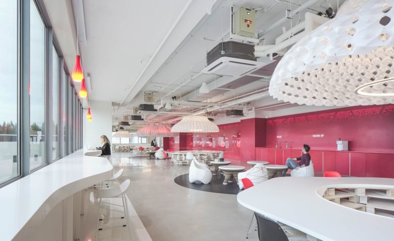 AIRLAB 的德铁信可升级再造中心 AIRLAB 的德铁信可升级再造中心