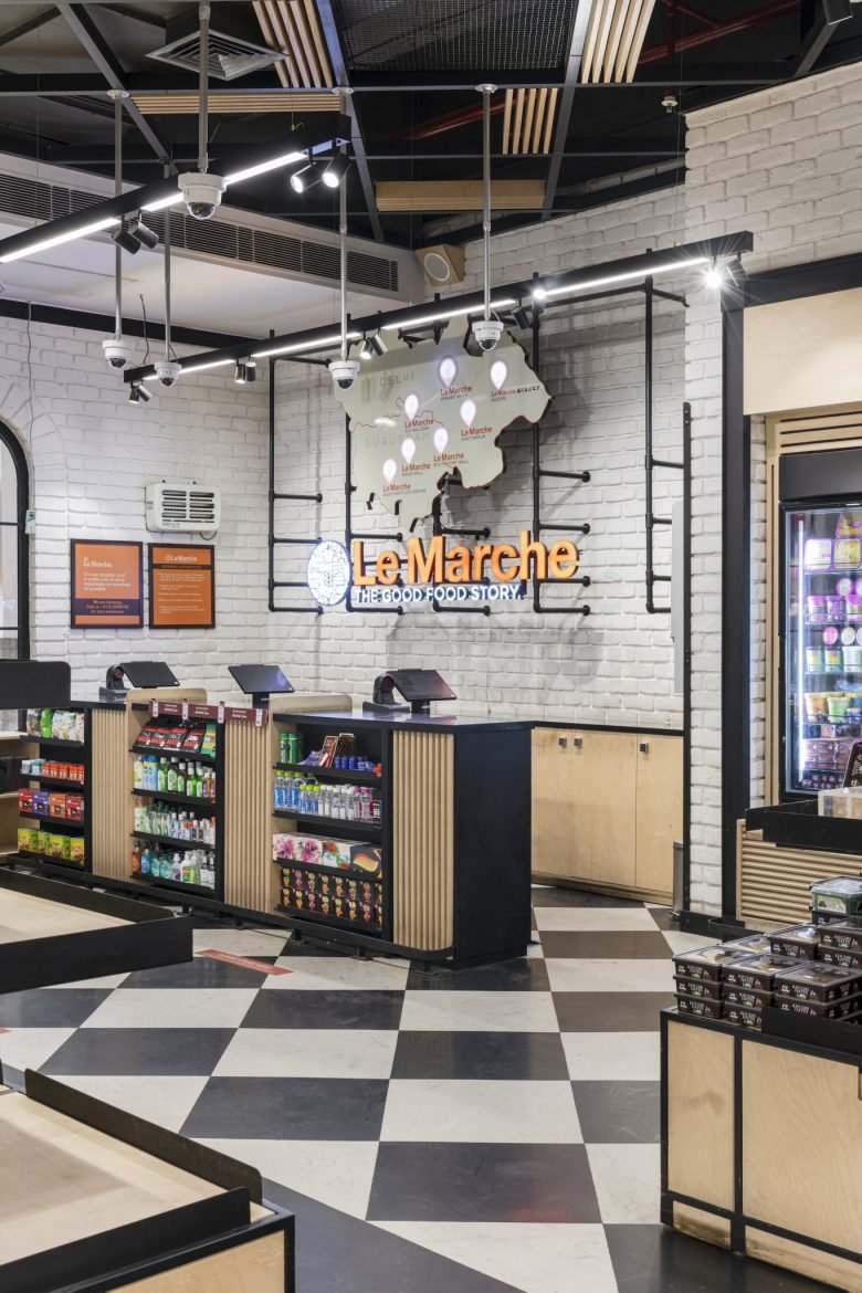 马尔凯，GroupDCA