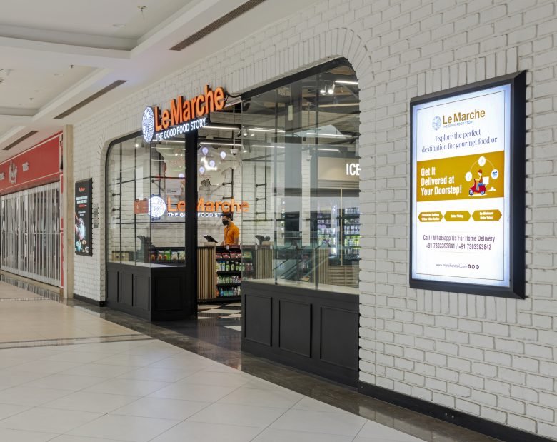 马尔凯，GroupDCA