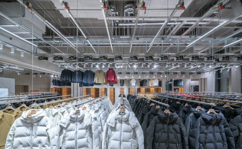 DESCENTE BLANC 北京 / Schemata Architects + Jo Nagasaka