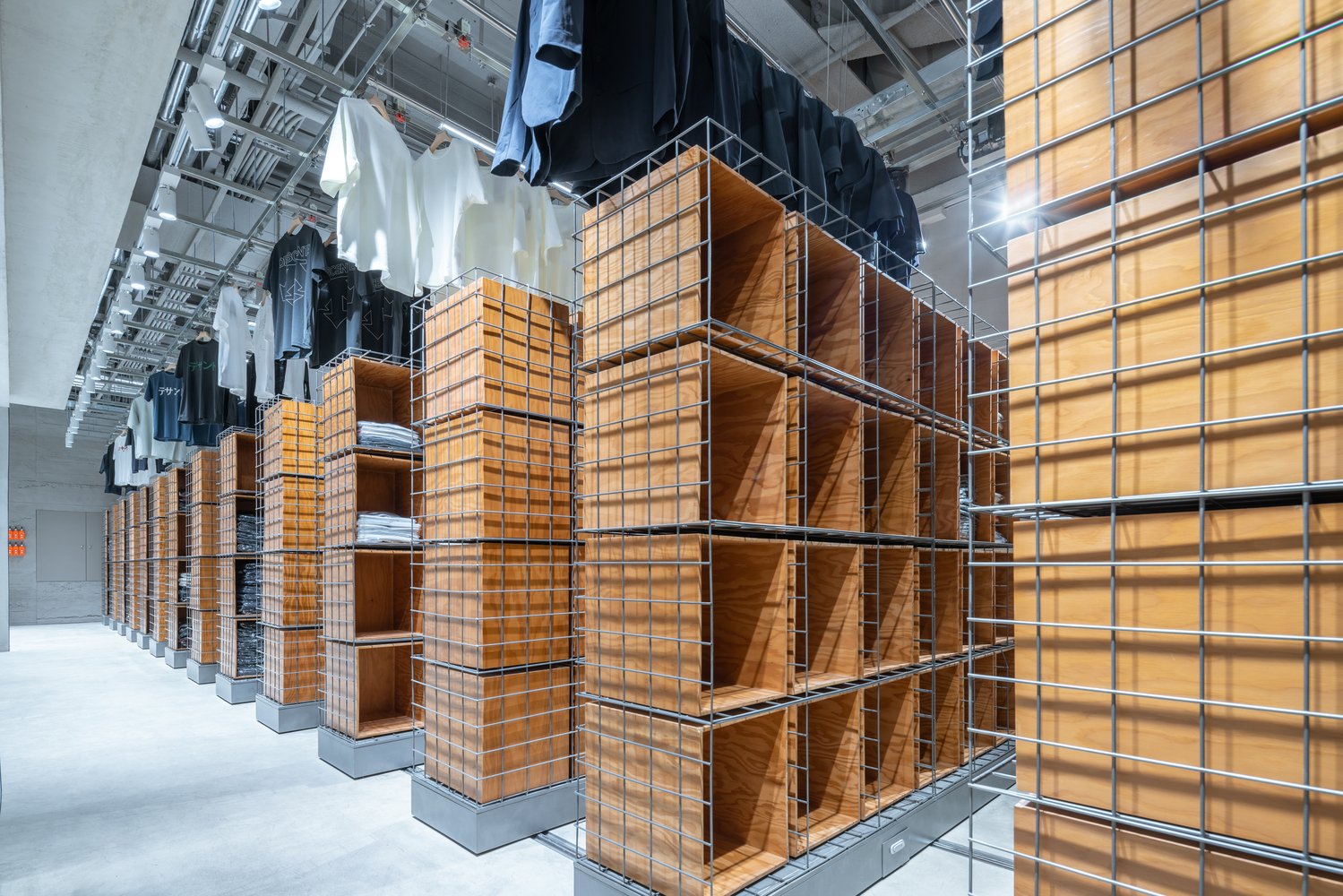 DESCENTE BLANC 北京 / Schemata Architects + Jo Nagasaka