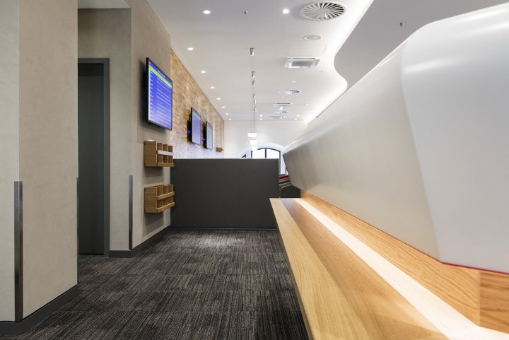 德国铁路休息室，由 CRi Cronauer + Romani Interior Architects 设计，纽伦堡 – 德国