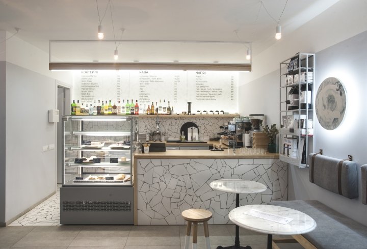 DOBRO 咖啡和鸡尾酒,TAK 办公室,罗夫诺 - 乌克兰 DOBRO 咖啡和鸡尾酒,TAK 办公室,罗夫诺 - 乌克兰