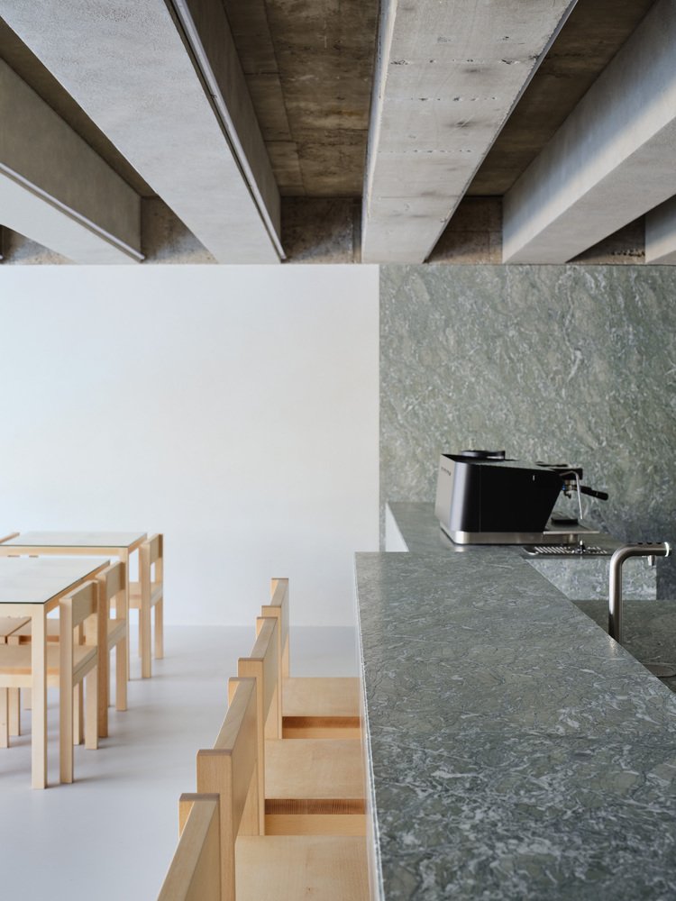 DORAE KNOT 咖啡厅由 Studio GIMGEOSIL 设计