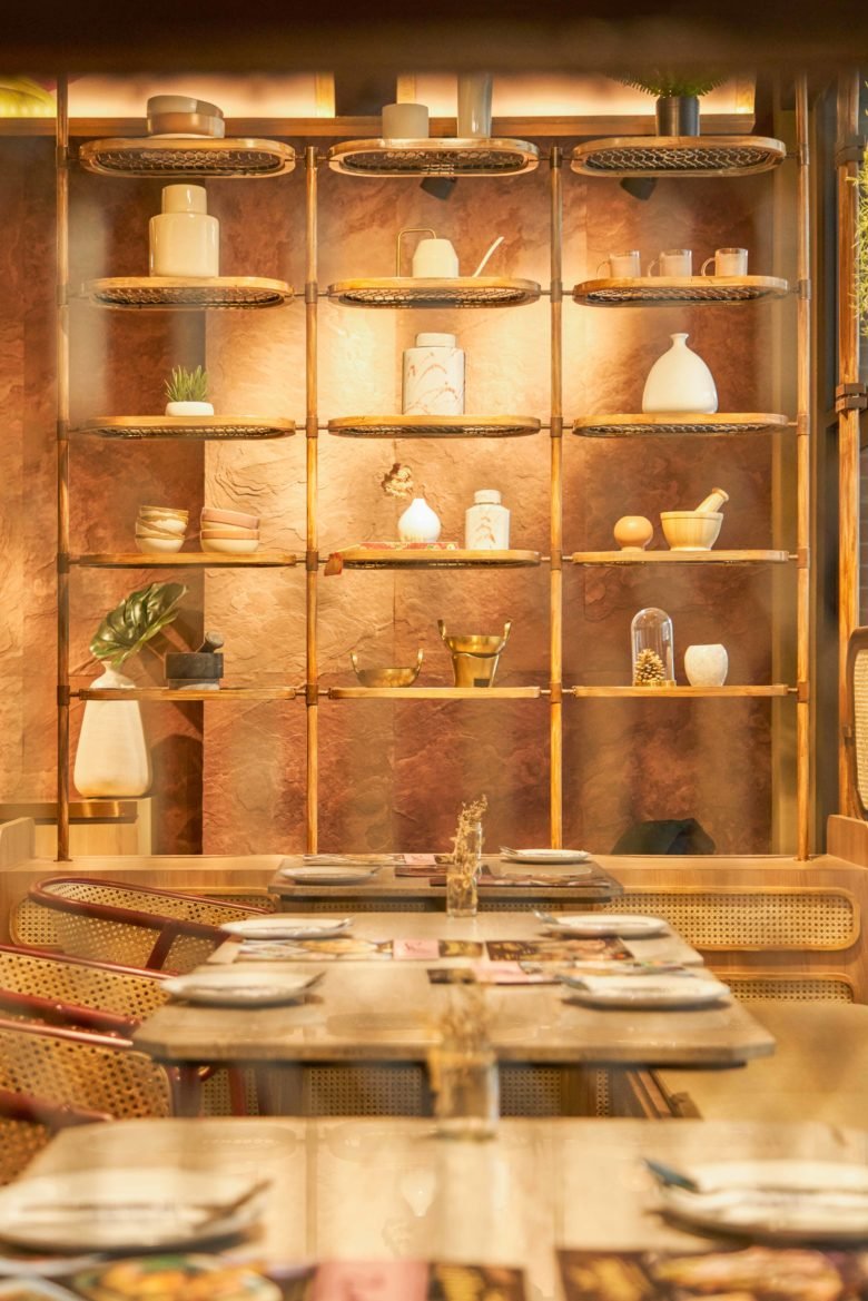 Zaab Eli – Esarn Bistro,泰国曼谷,由 Taste Space 设计 Zaab Eli – Esarn Bistro,泰国曼谷,由 Taste Space 设计