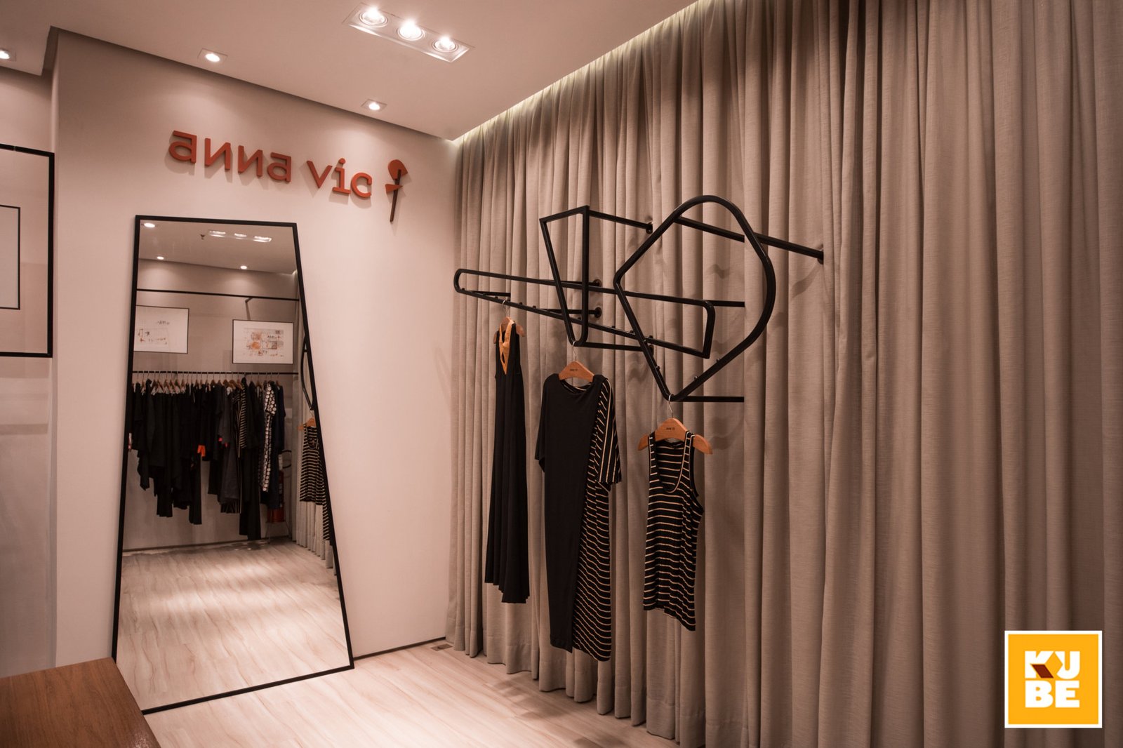 Anna Vic Leblon 商店,Kube Arquitetura,里约热内卢 – 巴西 Anna Vic Leblon 商店,Kube Arquitetura,里约热内卢 – 巴西