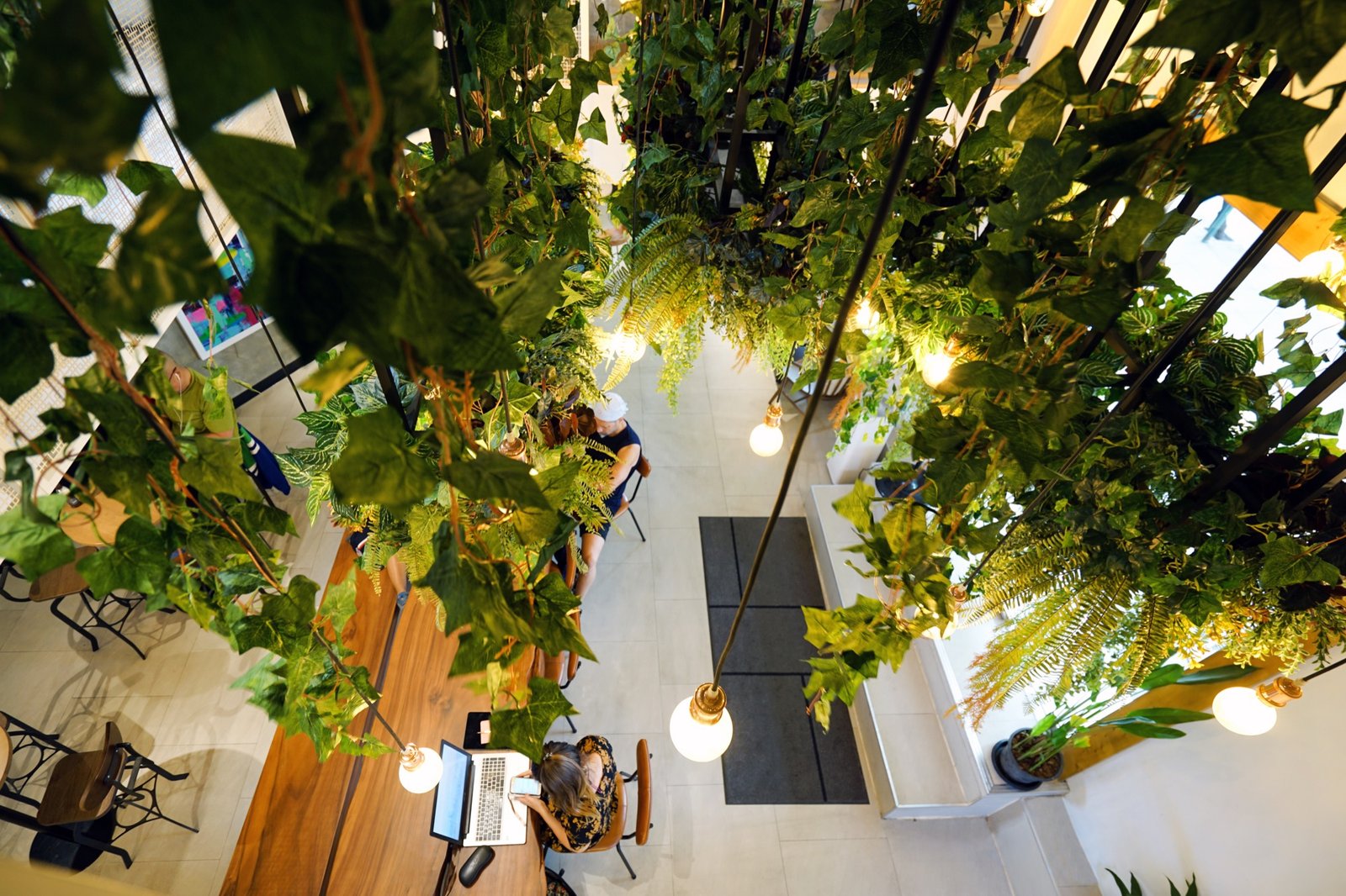 BARTELS：曼谷的酵母面包店和果汁店