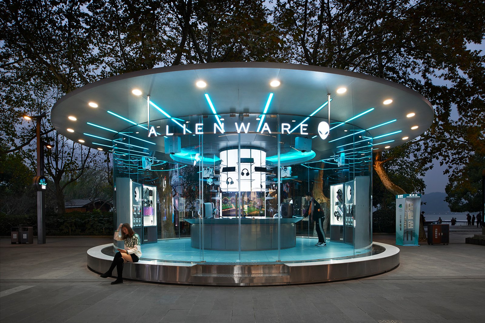 Gramco 北京的 Alienware 快闪店