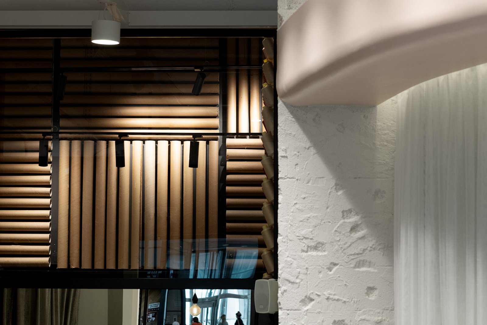 KAREN MIZRAHI – store.studio.showroom KAREN MIZRAHI – store.studio.showroom