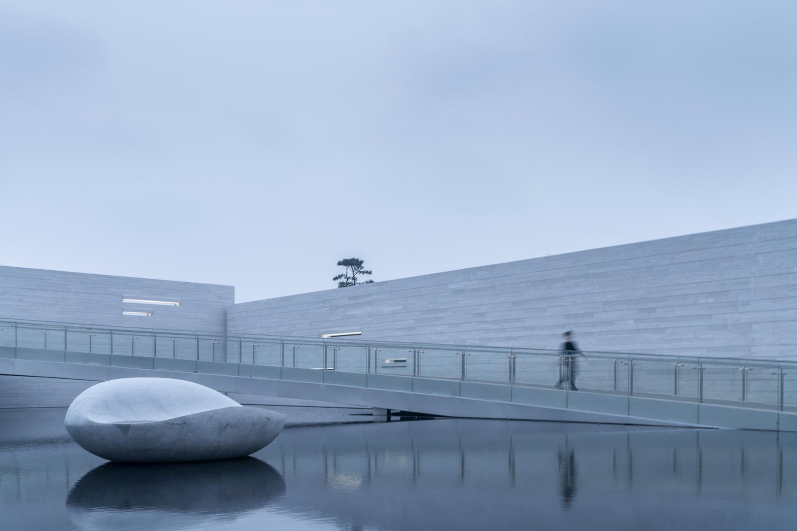 lacime 建筑师设计的海滨艺术画廊