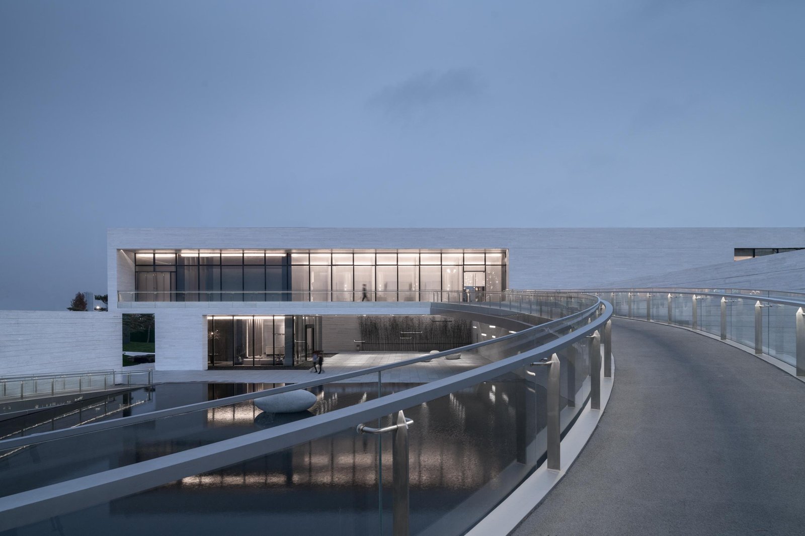 lacime 建筑师设计的海滨艺术画廊